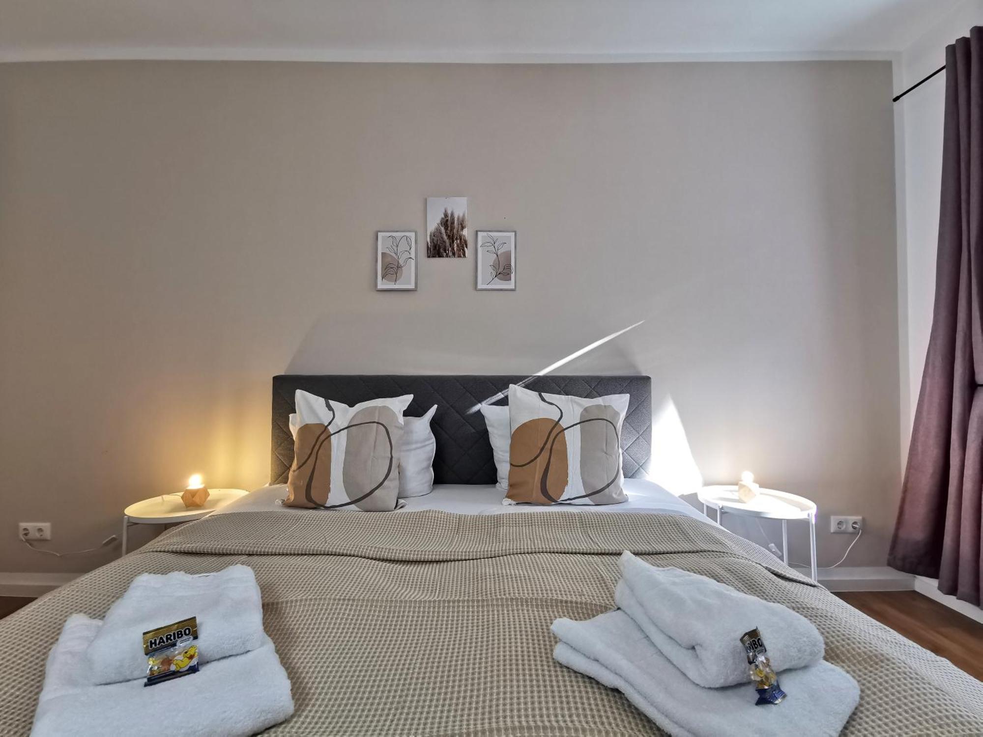 Bohnapartments Xl Suite - 2 Schlafzimmer Mit Balkon - Zentrum - Petersberg - Domplatz エアフルト エクステリア 写真